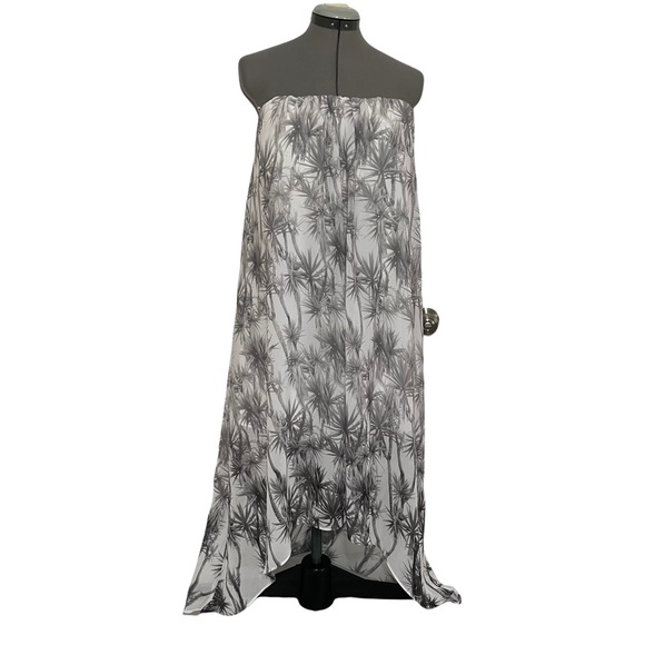 RACHEL Rachel Roy Dresses & Skirts - Rachel by Rachel Roy Gray Ombré Palm Tree Print Flowy Strapless Dress. Size S